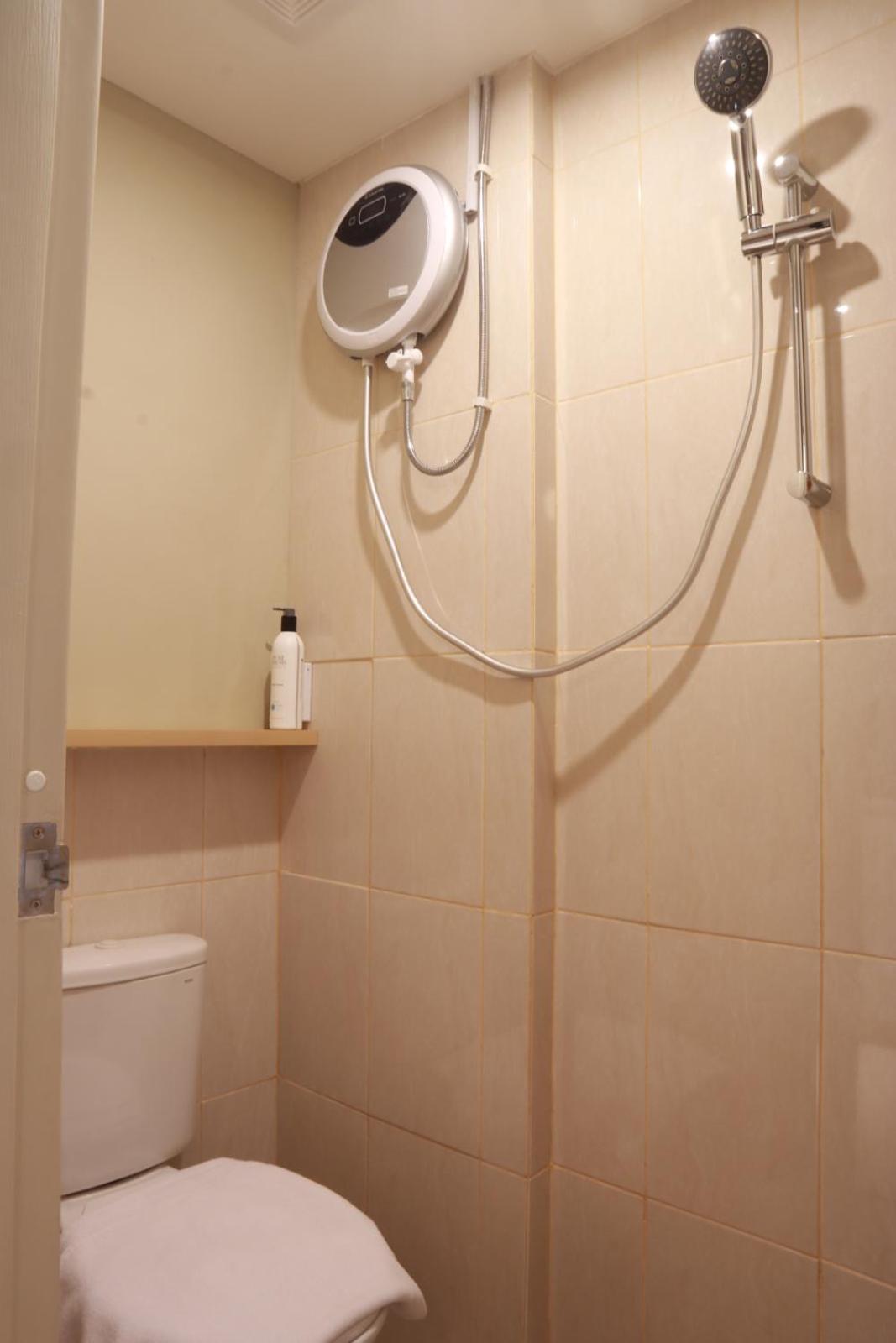 Hotel Osaka Pik2 Tangerang Esterno foto