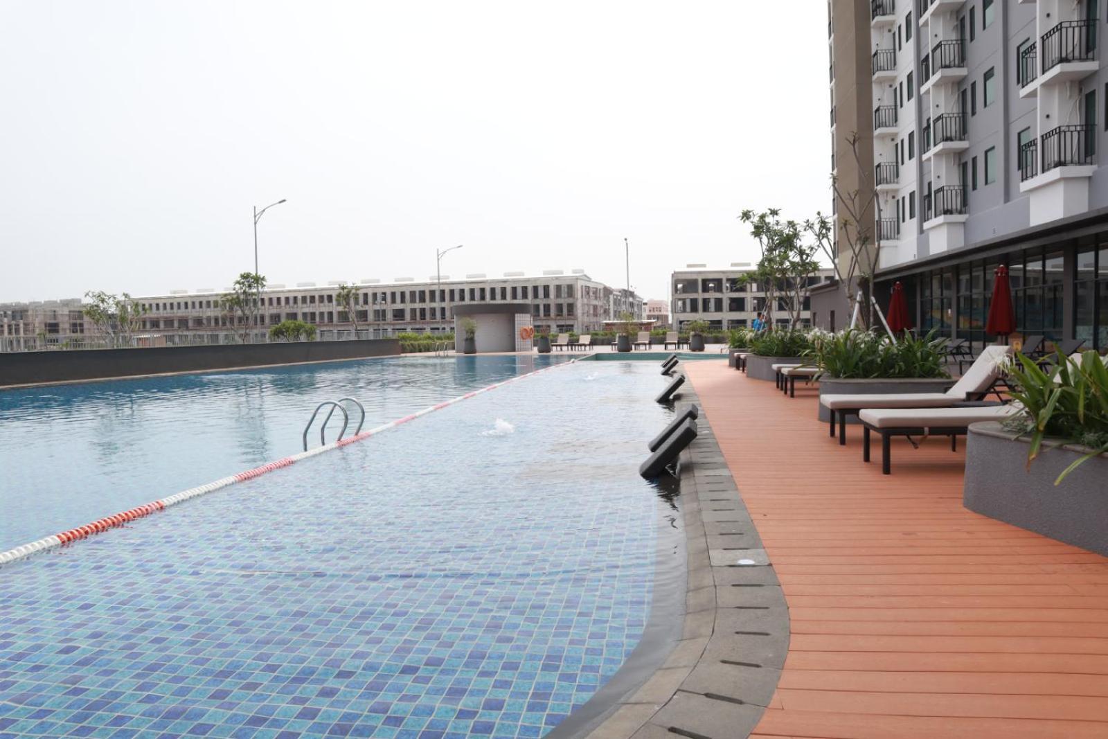 Hotel Osaka Pik2 Tangerang Esterno foto
