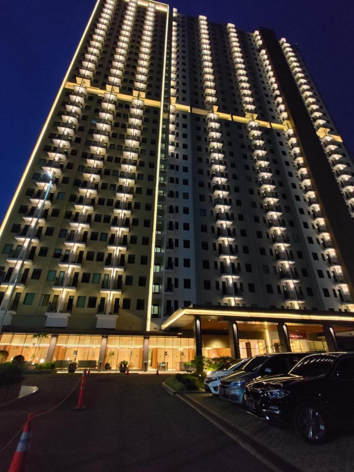 Hotel Osaka Pik2 Tangerang Esterno foto