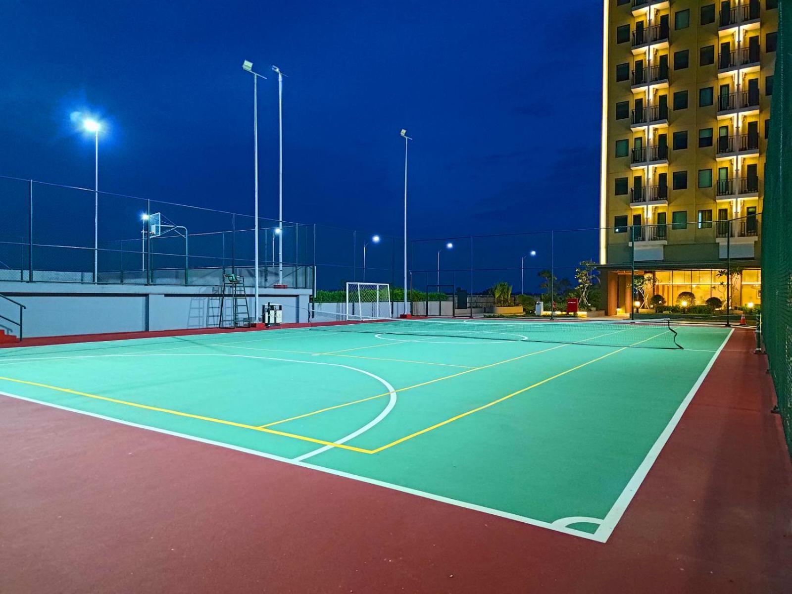 Hotel Osaka Pik2 Tangerang Esterno foto